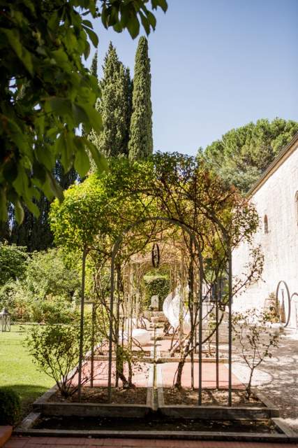 Hostellerie de l’Abbaye de la Celle - Hôtel 5 étoiles Var - Roseraie